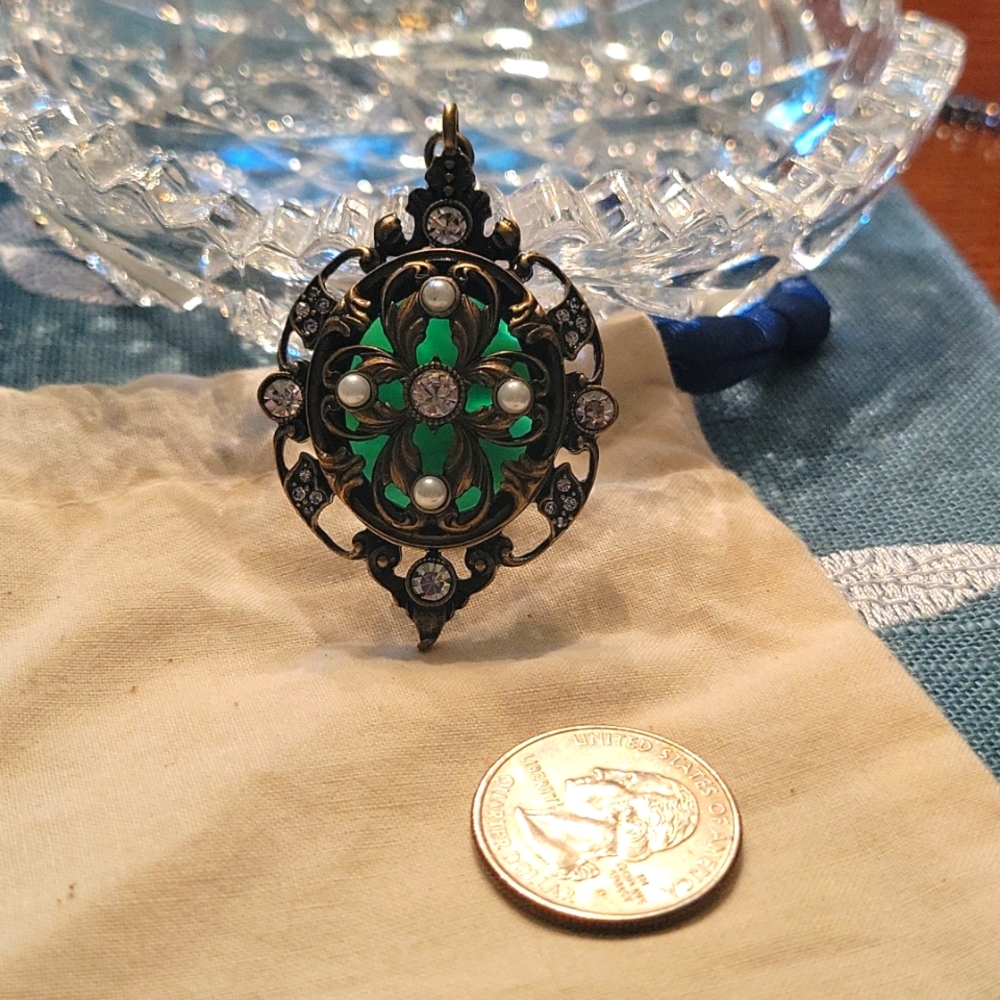 Chloe& Isabel charm